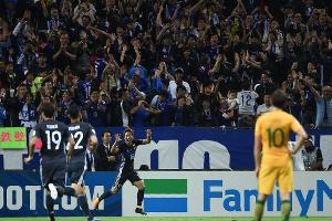 Asien: Japan bucht WM-Ticket, Stuttgarter Asano trifft - Aus für Katar