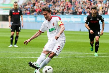 Verhaegh erhält Freigabe für Wechsel nach Wolfsburg Verhaegh erhält Freigabe für Wechsel nach Wolfsburg