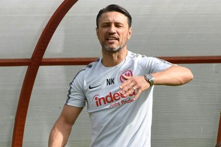 Eintracht Frankfurt schlägt Betis Sevilla Eintracht Frankfurt schlägt Betis Sevilla
