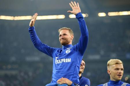 Offiziell: Höwedes wechselt von Schalke zu Juventus Turin Offiziell: Höwedes wechselt von Schalke zu Juventus Turin