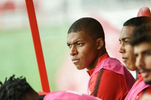 "Entscheidung des Vereins" - Umworbener Mbappé schmorte bei Monaco auf der Bank