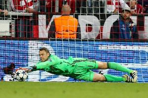 Rummenigge: Neuer am Freitag im Tor wäre "ein Pfund"
