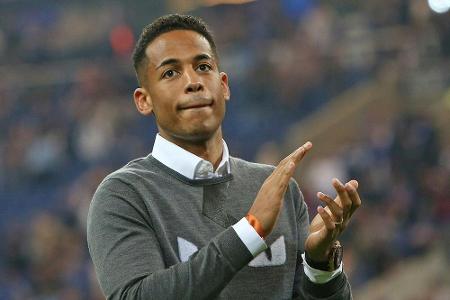 VfB Stuttgart verpflichtet Aogo VfB Stuttgart verpflichtet Aogo