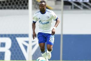 Schalke verleiht Tekpetey nach Österreich