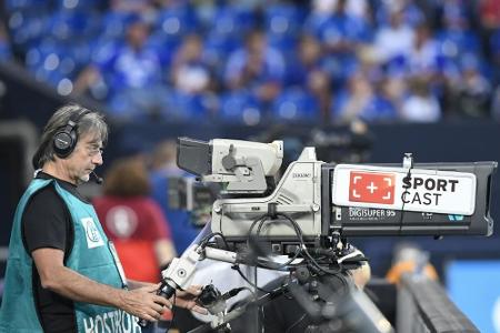 Freitagsspiele der Bundesliga auch auf HD+ - die meisten Fans schauen aber weiter in die Röhre Freitagsspiele der Bundesliga auch auf HD+ - die meisten Fans schauen aber weiter in die Röhre