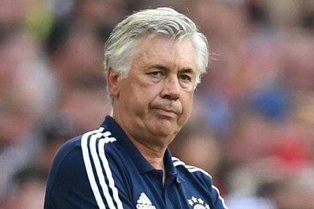 0:2 mit B-Team gegen Neapel: Bayern München Letzter beim Heimturnier 0:2 mit B-Team gegen Neapel: Bayern München Letzter beim Heimturnier