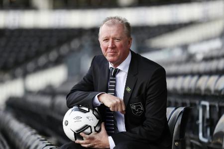 Ex-Wolfsburg-Coach McLaren Berater bei Maccabi Tel Aviv Ex-Wolfsburg-Coach McLaren Berater bei Maccabi Tel Aviv