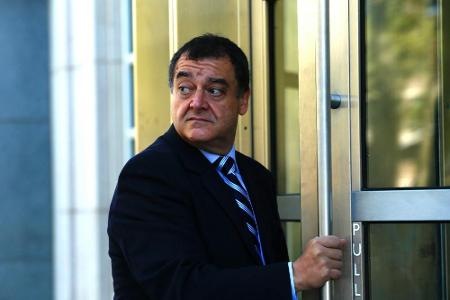 Ehemaliger FIFA-Funktionär Takkas zu 15 Monaten Gefängnis verurteilt Ehemaliger FIFA-Funktionär Takkas zu 15 Monaten Gefängnis verurteilt