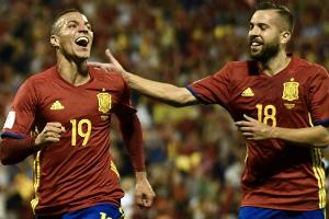 Spanien hat WM-Fahrkarte sicher, Türkei kläglich gescheitert