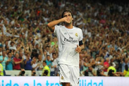 Raúl Gonzáles Blanco ging für Real Madrid (1995 - 2010) und Schalke 04 (2010 - 2012) auf europäischem Parkett auf Torejagd. ... Raúl Gonzáles Blanco ging für Real Madrid (1995 - 2010) und Schalke 04 (2010 - 2012) auf europäischem Parkett auf Torejagd. ...