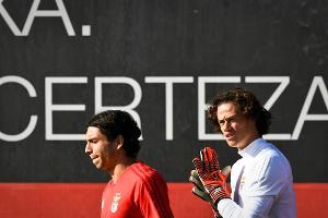 Svilar jüngster Torhüter in der Startelf der Champions-League-Geschichte