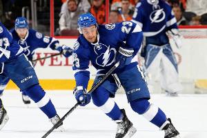 Erster Hymnenprotest in der NHL: Lightning-Stürmer Brown hebt die Faust
