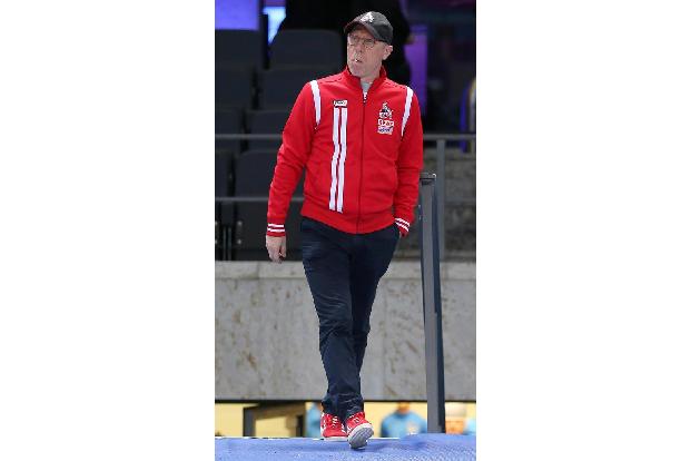 Vor dem DFB-Pokal-Spiel in Berlin stand Kölns Trainer Peter Stöger besonders im Fokus. Kein Wunder, war es doch der erste Au...