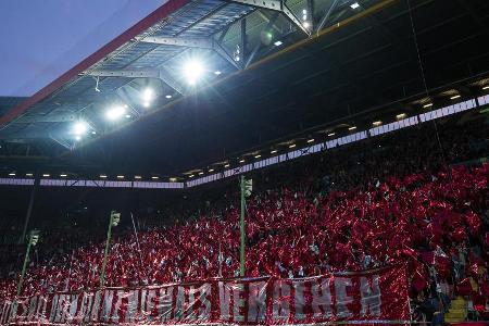 Tief gefallen ist der einstige Erstligist 1. FC Kaiserslautern, der im Unterhaus ums sportliche Überleben kämpft. Doch wenn ...