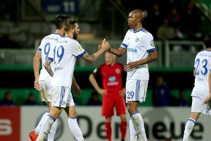 Arbeitssieg in Wiesbaden: Schalke  auch ohne Goretzka erfolgreich
