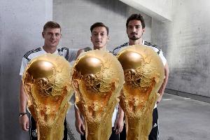 DFB: Mit legendären Trikots im 90er-Stil zum fünften Stern
