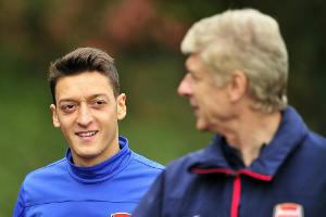 Nach Vier-Minuten-Show: Wenger lobt "Kämpfer" Özil