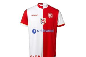 Düsseldorf präsentiert erstes "Narrentrikot" der Vereinsgeschichte
