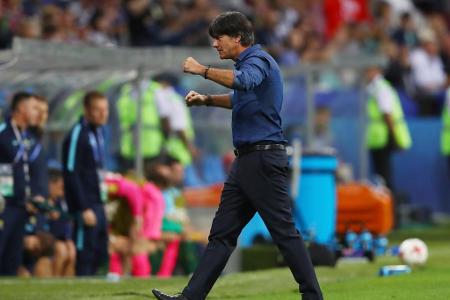 Seit 20 Spielen sind Joachim Löw und die deutsche Nationalmannschaft vor dem Spiel gegen Frankreich ungeschlagen. Es ist die... Seit 20 Spielen sind Joachim Löw und die deutsche Nationalmannschaft vor dem Spiel gegen Frankreich ungeschlagen. Es ist die...