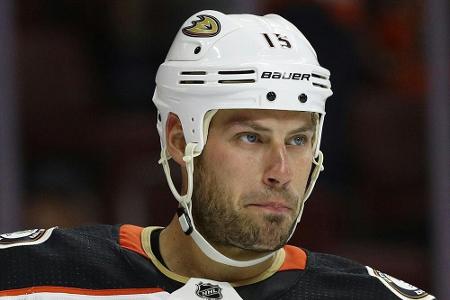 Komplizierter Jochbeinbruch: Lange Pause für Ducks-Kapitän Getzlaf Komplizierter Jochbeinbruch: Lange Pause für Ducks-Kapitän Getzlaf