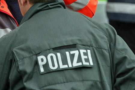 Regionalliga: Ausschreitungen beim Leipziger Stadtderby