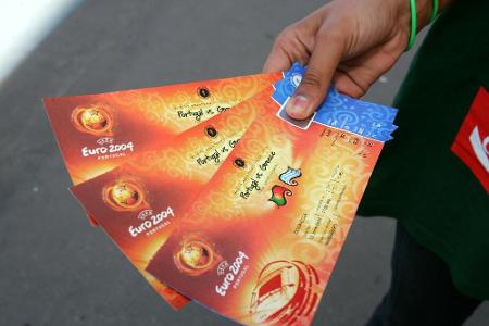 WM 2018: Schwarzmarkthändlern drohen wohl hohe Strafen WM 2018: Schwarzmarkthändlern drohen wohl hohe Strafen
