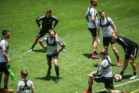 Peruanische Schamanen belegen Neuseelands Kicker mit einem Fluch Peruanische Schamanen belegen Neuseelands Kicker mit einem Fluch