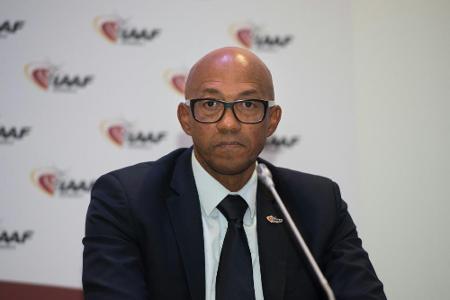 Skandal um Rio: Ex-Sprintstar Fredericks wird wegen Korruption angeklagt Skandal um Rio: Ex-Sprintstar Fredericks wird wegen Korruption angeklagt