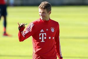 FC Bayern: Müller nimmt Training auf