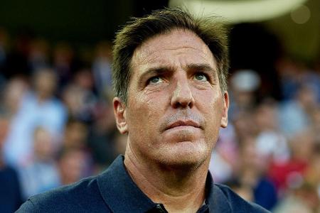 Sevilla-Trainer Berizzo wird nach Krebs-Diagnose am Dienstag operiert Sevilla-Trainer Berizzo wird nach Krebs-Diagnose am Dienstag operiert
