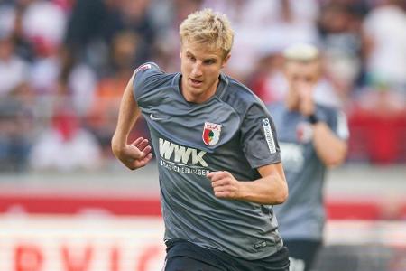 FC Augsburg: 7,9 Millionen Euro Gewinn - Hinteregger verlängert bis 2021 FC Augsburg: 7,9 Millionen Euro Gewinn - Hinteregger verlängert bis 2021