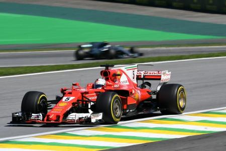 Formel 1: Vettel gewinnt in Sao Paulo - Hamilton nach Aufholjagd Vierter Formel 1: Vettel gewinnt in Sao Paulo - Hamilton nach Aufholjagd Vierter