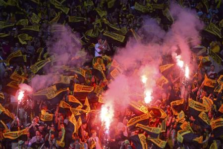 Dortmund muss 15.000 Euro Strafe zahlen Dortmund muss 15.000 Euro Strafe zahlen