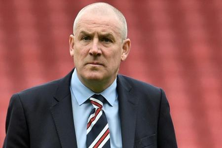 Warburton bei Ex-Europapokalsieger Nottingham gefeuert Warburton bei Ex-Europapokalsieger Nottingham gefeuert