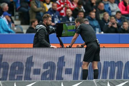 IFAB zieht Videobeweis-Zwischenbilanz: zu viele Eingriffe, keine Challenge IFAB zieht Videobeweis-Zwischenbilanz: zu viele Eingriffe, keine Challenge