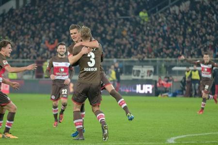 Große Erleichterung bei St. Pauli: Große Erleichterung bei St. Pauli: