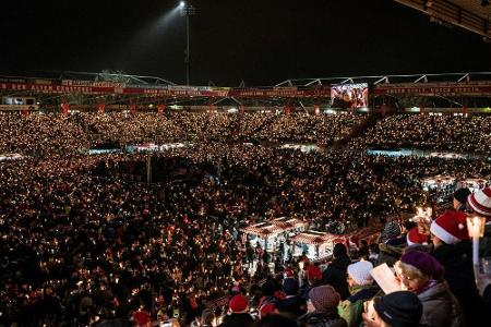 Volles Haus beim Weihnachtssingen von Union Berlin Volles Haus beim Weihnachtssingen von Union Berlin