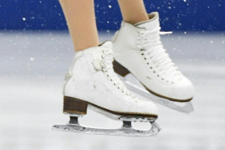 Olympia: Eiskunstläufer für Team-Wettbewerb qualifiziert Olympia: Eiskunstläufer für Team-Wettbewerb qualifiziert