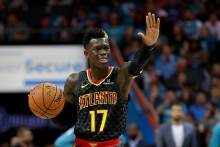 NBA: Schröder führt Atlanta zum Sieg gegen San Antonio NBA: Schröder führt Atlanta zum Sieg gegen San Antonio