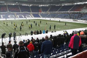 Platz ist "Käse": Hannover erwägt doch ein Trainingslager im Süden