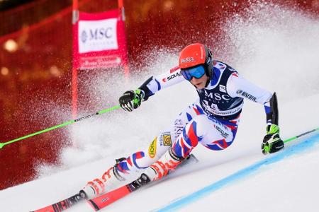 Vlhova gewinnt Olympia-Generalprobe - Shiffrin ausgeschieden Vlhova gewinnt Olympia-Generalprobe - Shiffrin ausgeschieden