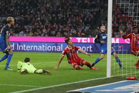 Hüft-Tor des Tages: Sandro Wagner (Bayern München) Hüft-Tor des Tages: Sandro Wagner (Bayern München)