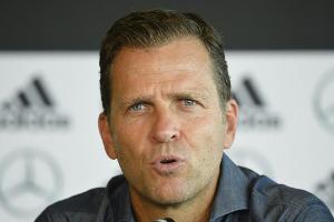 Bierhoff über Goretzka: "Schalke darf Leon nicht im Regen stehen lassen"