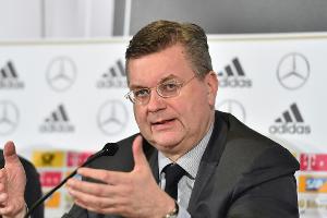 Grindel: DFB will "klares Zeichen" für Fans setzen