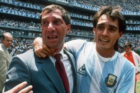 Argentiniens 86er-Weltmeister wollen WM-Fluch mit Wallfahrt brechen Argentiniens 86er-Weltmeister wollen WM-Fluch mit Wallfahrt brechen