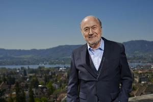 Blatter kritisiert seinen Nachfolger Infantino: "WM kein Versuchskaninchen für Videobeweis"