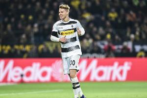 Gladbach verlängert Vertrag mit Elvedi vorzeitig