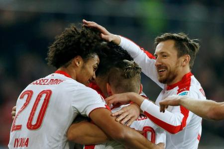 Düsseldorf erobert Tabellenspitze zurück