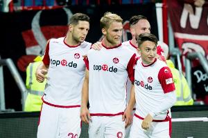 St. Pauli verpasst Anschluss an die Spitze - Kaiserslautern verharrt im Keller