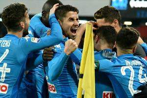 Neapel erobert Tabellenführung zurück - Bergamo vor BVB-Spiel nur 1:1